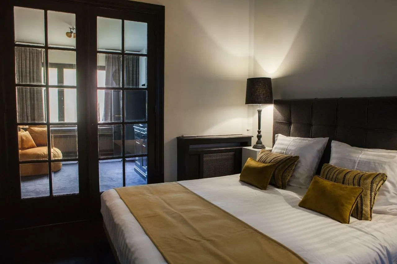 Bed and Breakfast B In Antwerpia Nocleg ze śniadaniem