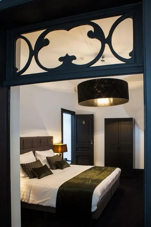 Bed & Breakfast B in Antwerp Bed and Breakfast