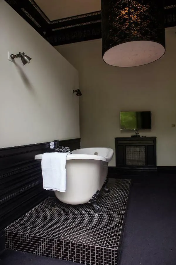 Bed and breakfast B In Anvers Couette-café
