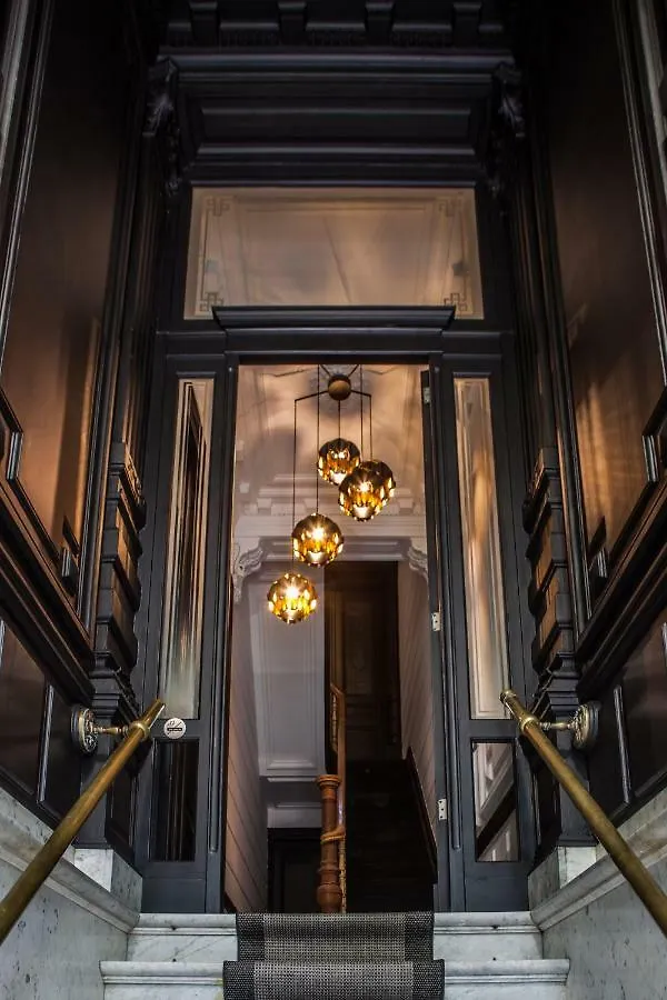 Bed and breakfast B In Anvers Couette-café